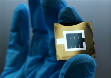Perovskite Silicon Tandem Egwyliadau Celloedd Solar Cofnod Effeithlonrwydd Ym...